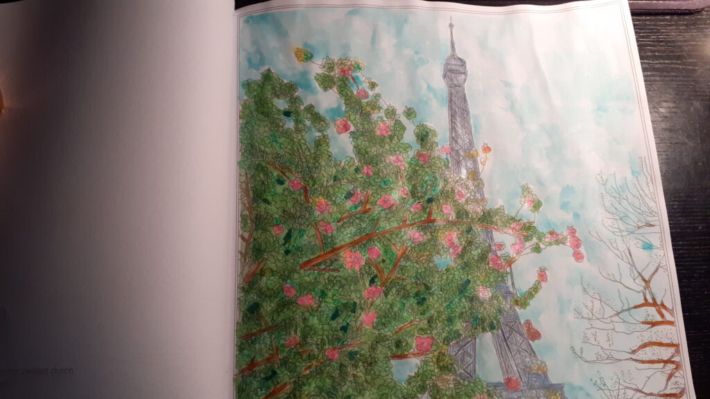 Buchrezension „Paris – Das Ausmalbuch“ vom Midas Verlag